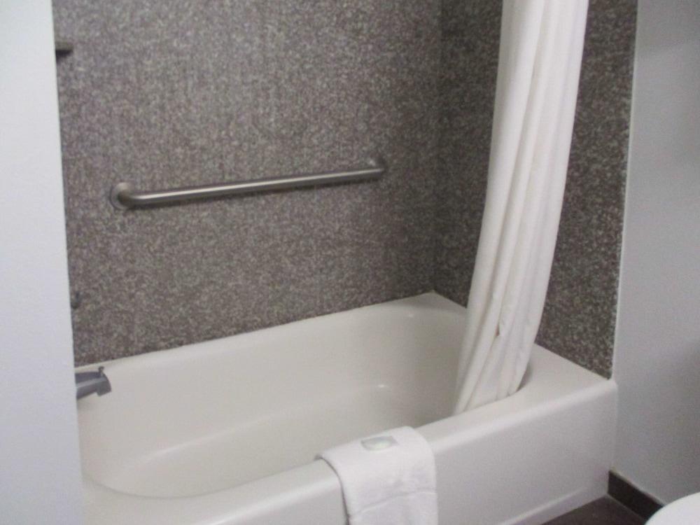 Quality Inn Leesville Exteriör bild